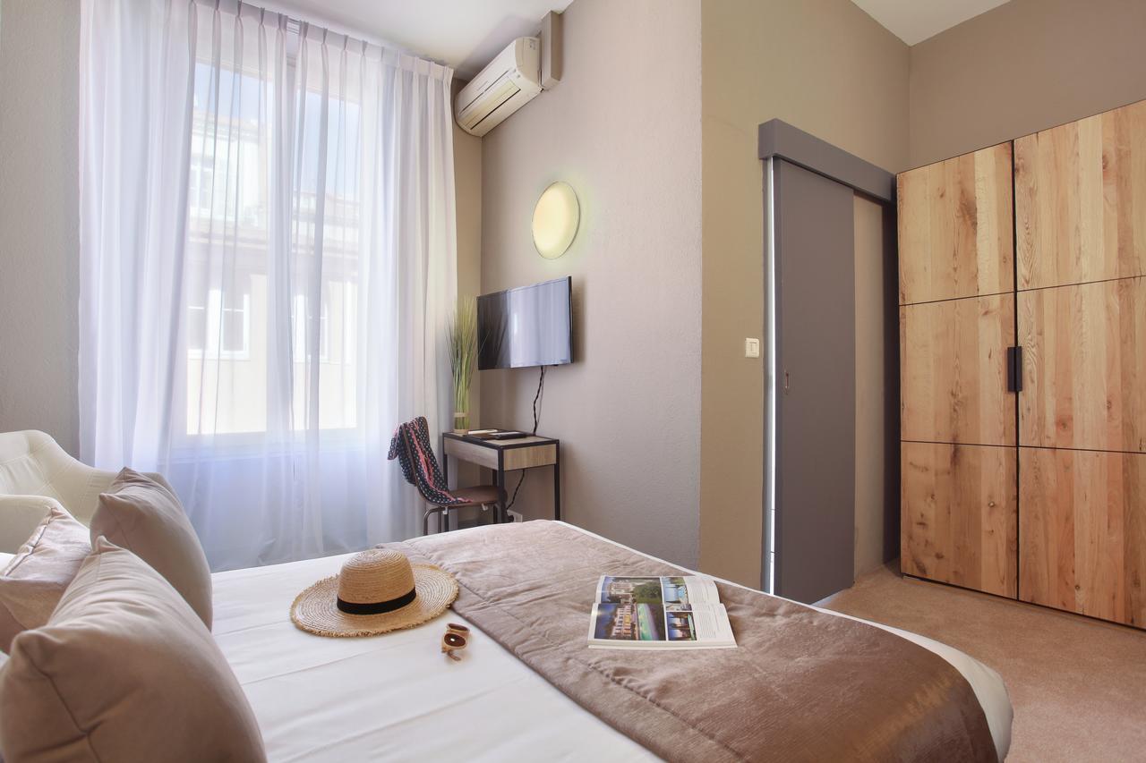 Hotel La Villa Tosca Канны Экстерьер фото