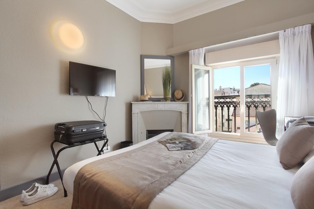 Hotel La Villa Tosca Канны Экстерьер фото